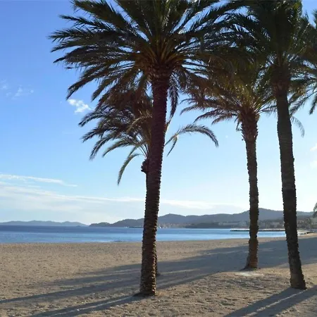 T2 Climatise, Terrasse, A 3 Couchages - Fr-1-251-379 Le Lavandou